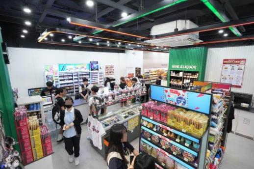 韩国便利店告别扩张潮 半年减少门店超700家