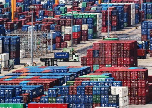 全球运价失速 韩国航运晴雨表骤变