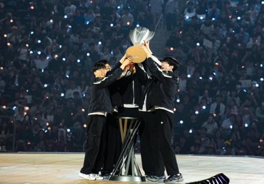 젠지, 한화생명 꺾고 LCK 챔피언 탈환…통산 6회 우승
