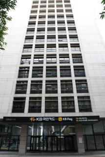[카드업 브리핑] KB국민카드 추석 맞이 취약노인 마음잇기 봉사활동 실시 外