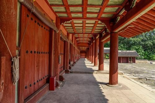 金建希被曝宗庙茶话会当天参观神室 引发假公济私质疑