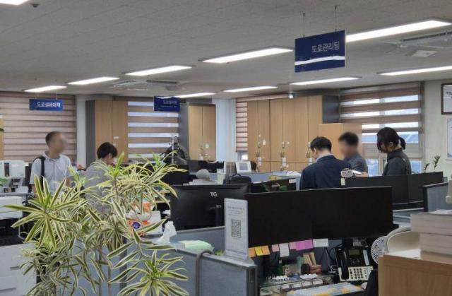 김건희 여사 일가 땅 포함 의혹…특검, 국토부 공무원 압수수색 착수