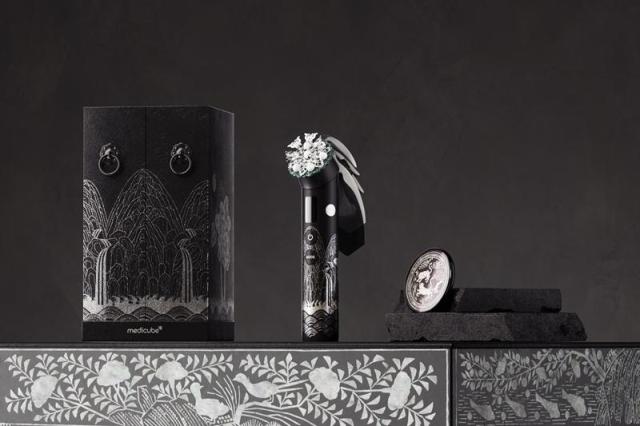 [2025APEC] K-뷰티테크 매력 전한다…에이피알, 각국 정상에 디바이스 선물