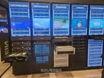 [르포] AI 효율의 시대…SK AI 서밋 2025, 최태원·곽노정이 그린 메모리 중심 생태계