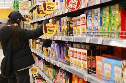 韩国流通业三季度成绩单揭晓在即 内需乏力与关税压力引发关注