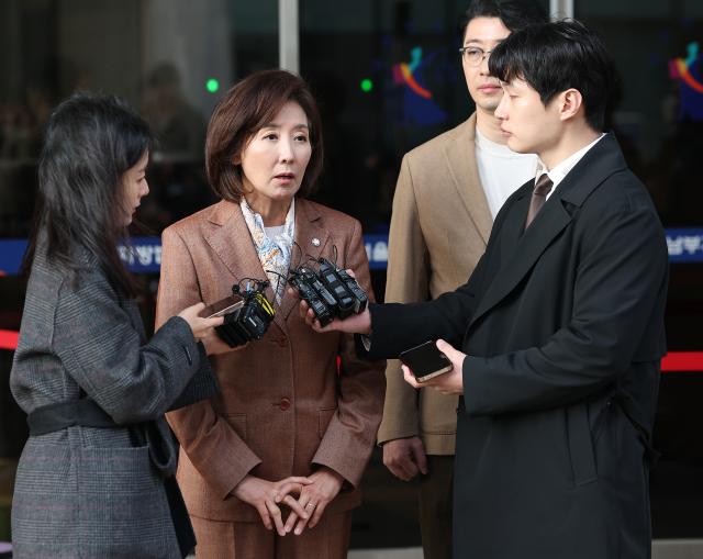 벌금형에도 목소리 높인 나경원·황교안… 법정에 다시 선 인물들