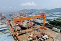 한화오션 사망사고 40일 만…경찰·노동부, 거제조선소 압수수색