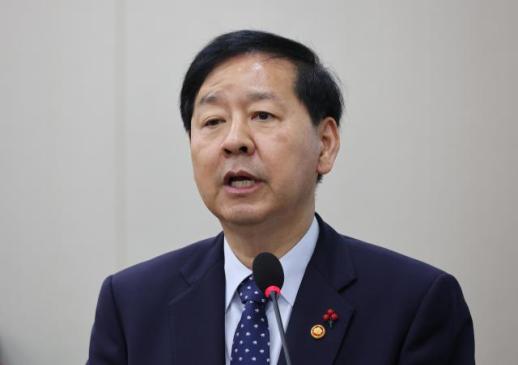 정부, 국민연금 외환스와프 연장협의…휴일 긴급 회동