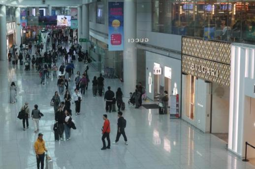 高汇率叠加油价上涨 LCC盈利恶化风险显现