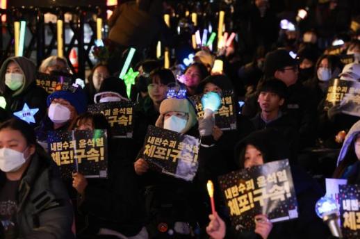 【亚洲人之声】戒严一周年：权力失控的代价与守护民主的意义