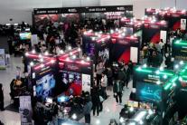 스마일게이트 비버롹스 2025 1만5000명 운집… 인디게임 축제 안착