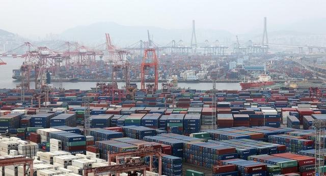 작년 운수업 매출 첫 250조 돌파…외항 물동량·여행 수요 회복 영향