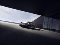 포르쉐코리아, 4·4S 구성 타이칸 블랙 에디션 고객 인도 개시