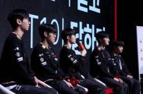 스틸시리즈, T1 국제대회 우승 기념 팬미팅…페이커 등 주전 총출동