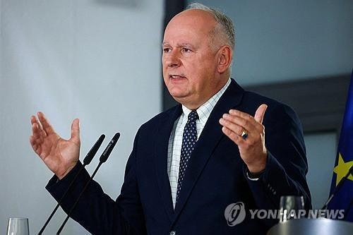 폴란드, 러시아 견제 위해 대인지뢰 재도입