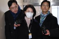 경찰, 통일교 2인자 정원주 소환…정치권 자금 흐름 본격 추적