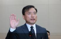 방미통위 80일 만에 개점휴업 종료… 김종철 위원장 임명