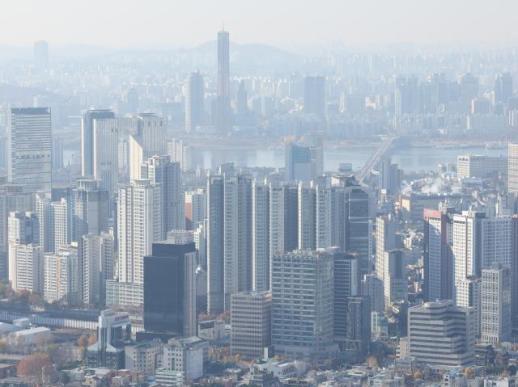 今年地方公寓交易量骤降逾两成 楼市结构性分化持续深化