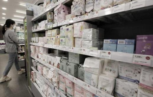 李在明点名卫生巾价格过高 公平委正式启动调查