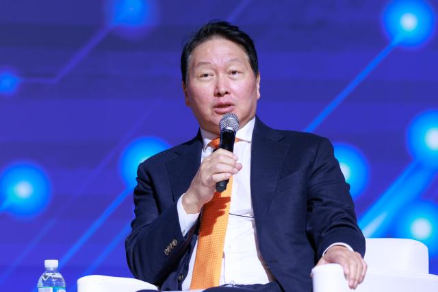 최태원 규모별 차등 규제 철폐, AI 투자·지역경제 체력 기르자