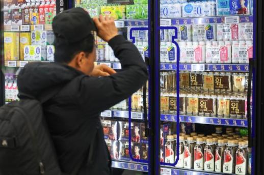 12월 소비자물가 상승률 2.3%↑…고환율에 석유류·먹거리가 견인