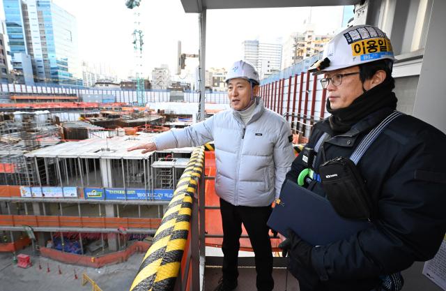 새해 첫 현장 행보 나선 오세훈…주택 공급 확대만큼 안전 관리 중요