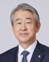 [신년사] 강호동 농협중앙회장 농심천심으로 농업 대전환…돈 버는 농업 앞당긴다