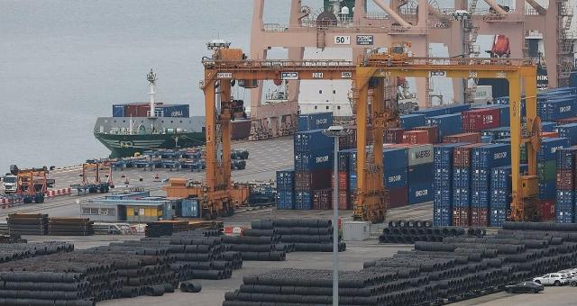 산업부, 철강 구조조정 실행 단계로…설비 감축·통상 대응 속도