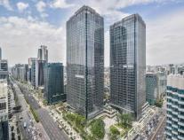 신세계의 시선에서 본 센터필드… 매각 시점에 대한 다른 판단