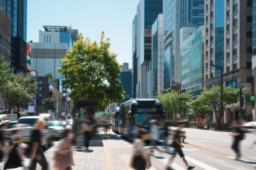 调查：韩国去年新上市企业中119人持股市值超100亿韩元