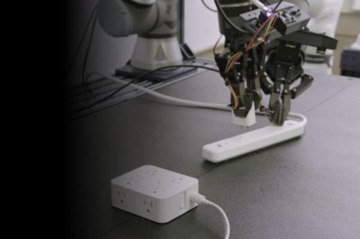 MS, 첫 로보틱스 모델 로-알파 공개... 촉각 느끼고 양손 쓴다