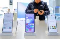 예약받고 딴소리... 공정위, 갤S25 일방 취소 KT에 과태료 처분