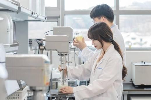 韩国美妆版图再扩张 护发产业成新增长引擎