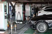 서울 자동차 등록 3년 연속 감소…친환경차는 21% 증가 