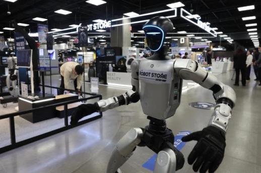 From aisle to android: robots go on sale at E-mart in Korea 