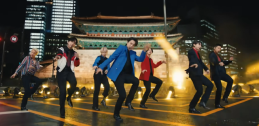 【人文自评论】当BTS踏上 王之路