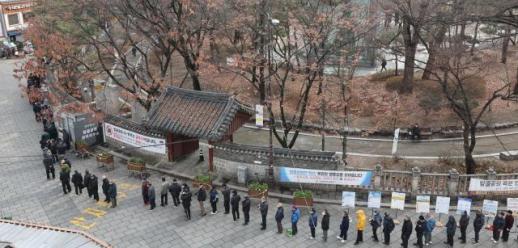 韩国老年贫困率时隔三年回落 社会福利成关键支撑