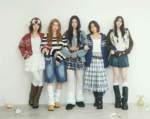 KiiiKiii回归成绩亮眼 新曲《404》登顶音源榜前列