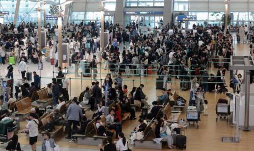설 연휴 항공 이용객 불편, 어디서 가장 많이 발생하나