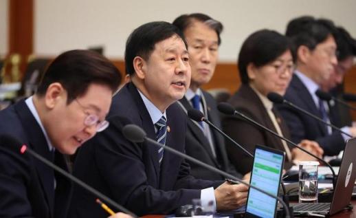 구윤철 청년 관점 정책 강화…청년인턴 70명 선발, 2030 자문단 운영