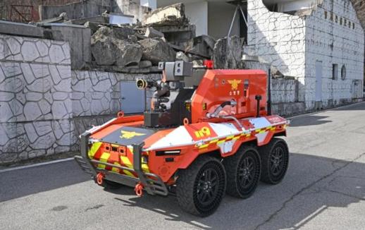 [데일리 자동차 브리프] 현대차그룹 무인소방로봇 기증, 타타대우모빌리티 사이버보안 설명회 外