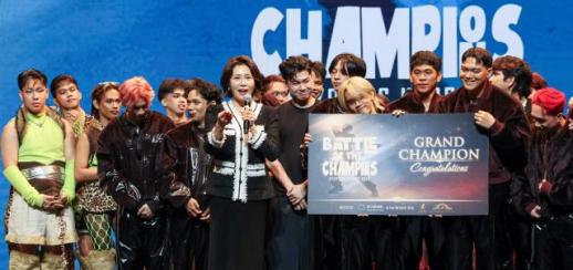 金惠景在菲律宾出席全民K-POP庆典