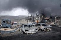 기름비 내리는 테헤란, 우산도 소용없다