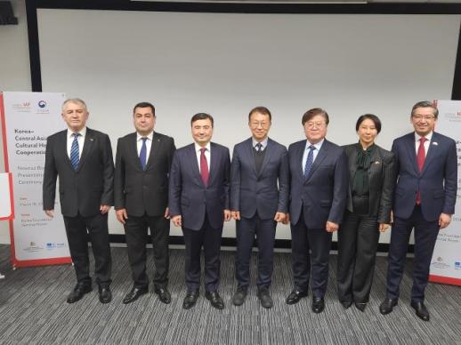 S. Korea-Central Asia cultural heritage cooperation marked by Nowruz book presentation in Seoul