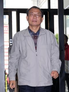 이정현 기업 해본 사람이 정치 참여해야