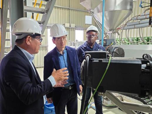 [데일리 건설 브리프] 김선규 호반그룹 회장, 해외 현장경영…에너지 사업 확대 모색 外