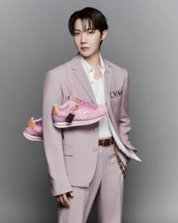 路易威登公开与J-Hope联名跑鞋 今起韩国开启预售