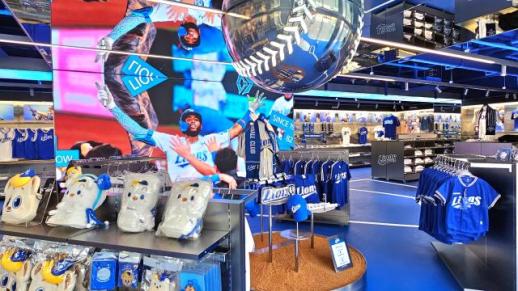 KBO 개막 D-1…1200만 팬덤 노리고 IT 기업 총출동