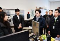 주유소 가격 210원 상한 넘겼다…정부, 합동 점검 착수