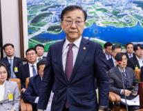 김윤덕 국토부 장관 전세난 심각…상가→주택 전환으로 공급 확대